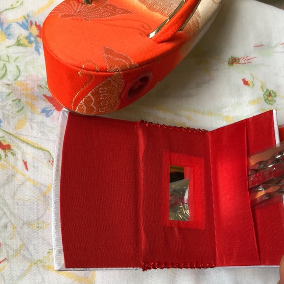 Imported from Japan zori and purse set for little girl - Picture 9 of 9